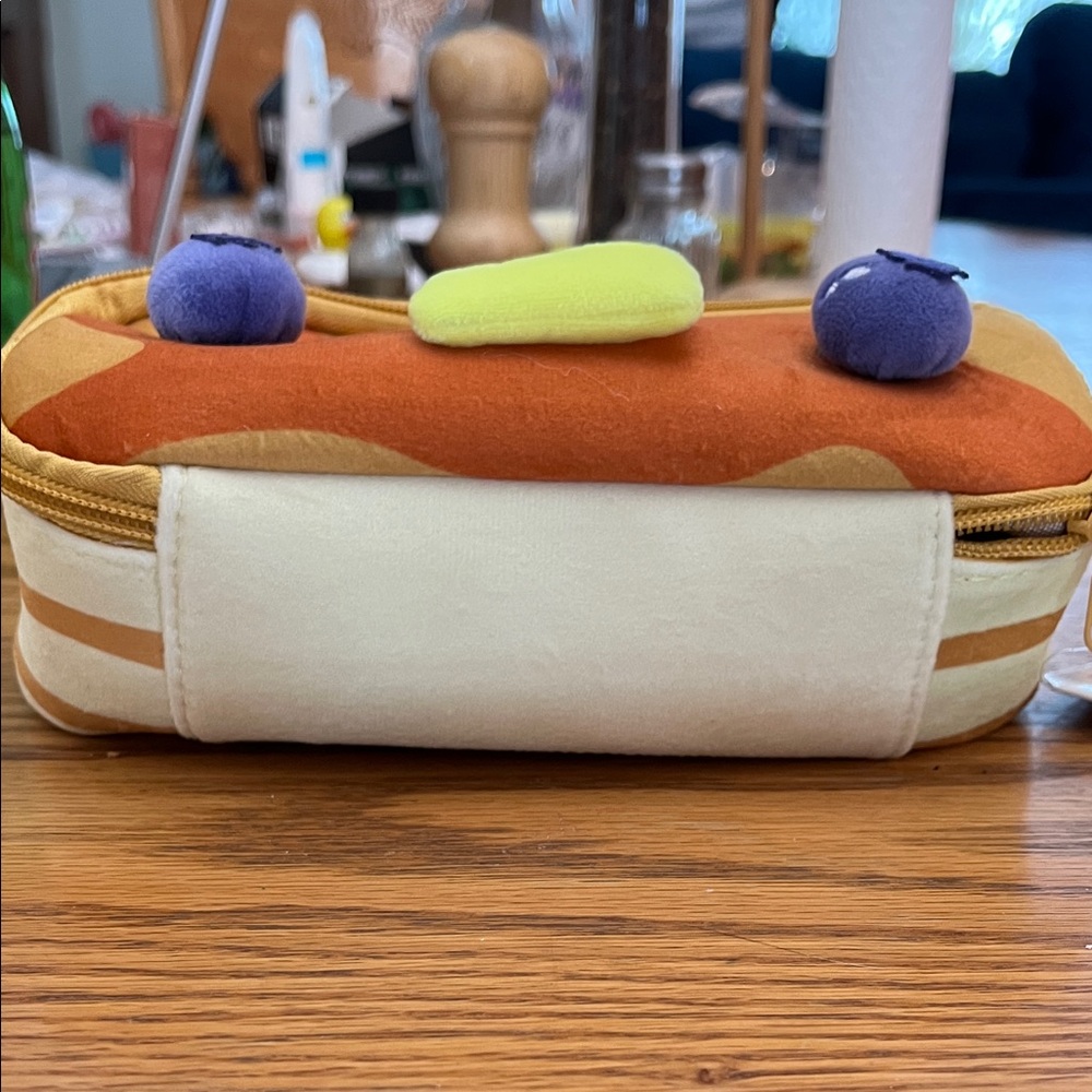 NWT Primark Pancake Pencil Case - Picture 4 of 7
